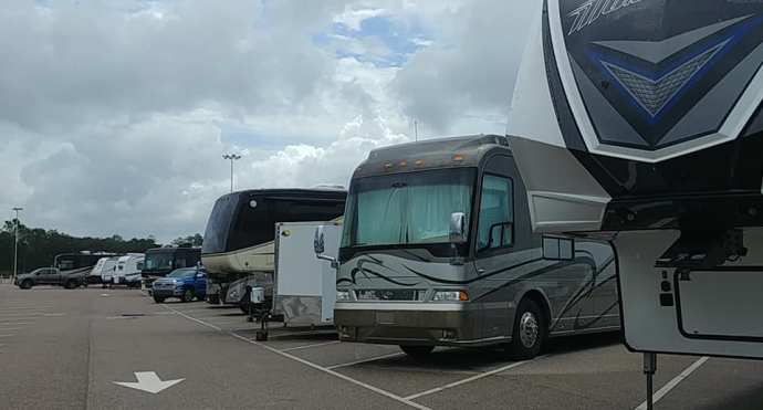 69985306_2945878385439104_840381291437228032_n